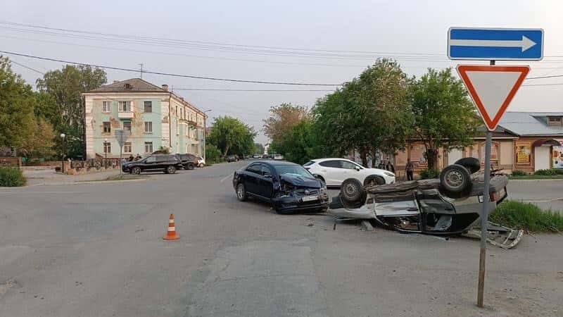 В Шадринске водитель ВАЗа пострадала в ДТП