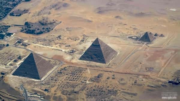 великие пирамиды Египта