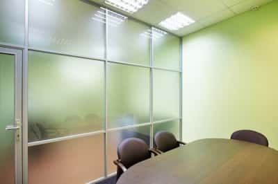 ерегородки из алюминия и их роль в различных интерьерах