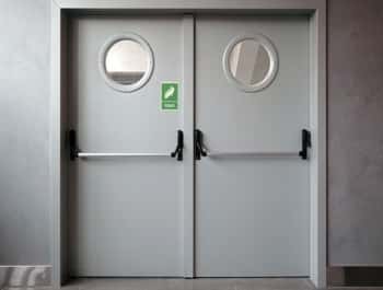 противопожарная дверь ДПЖ-52