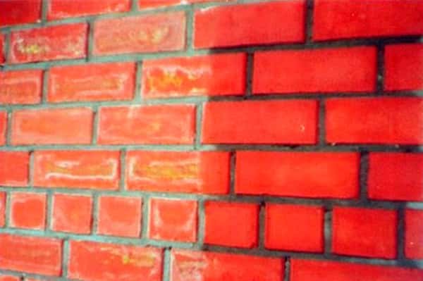 краска по кирпичу