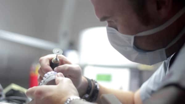 изготовление зубных протезов изготовление зубных протезов