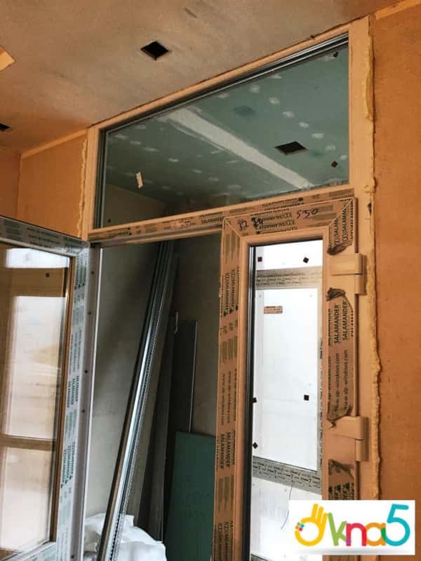 Стоимость ПВХ дверей в компании ОКна 5